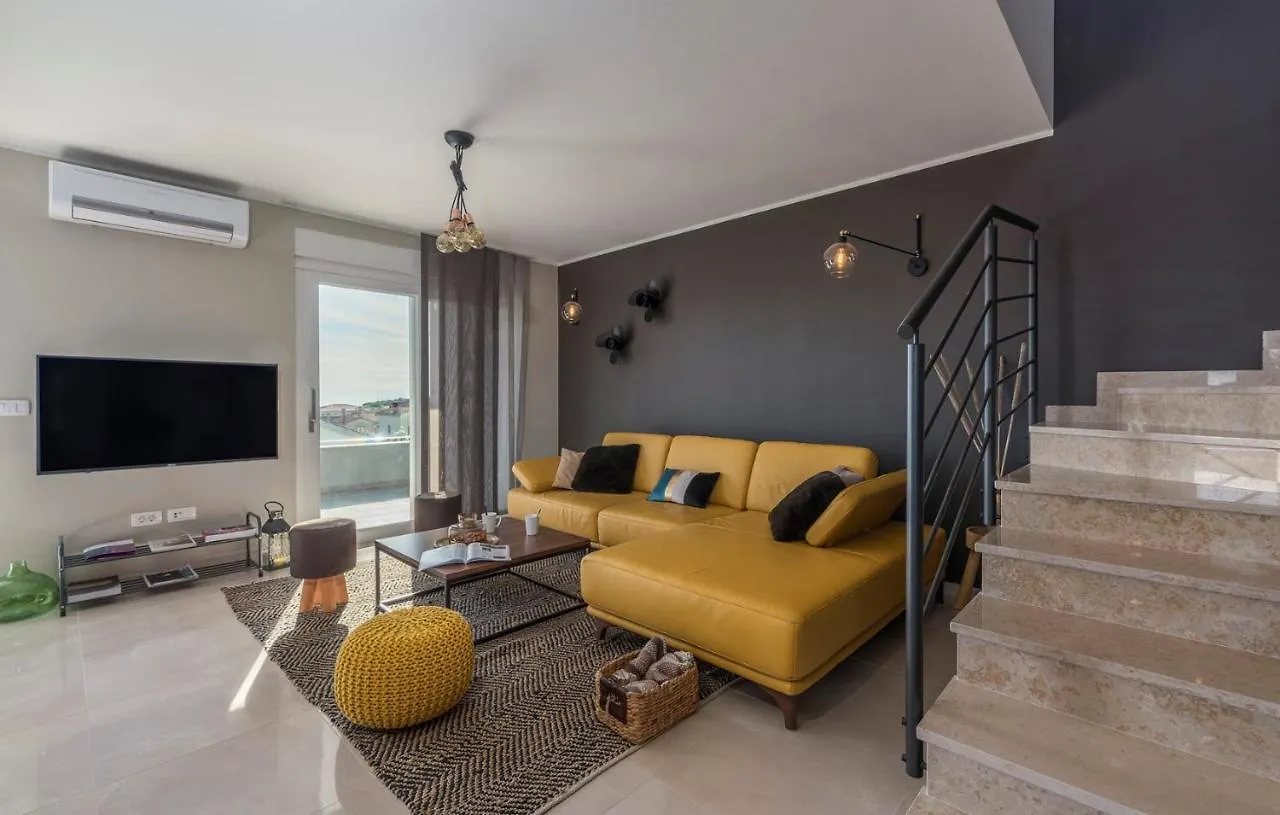 Apartment Penthouse Novigrad By Seeadria Agency